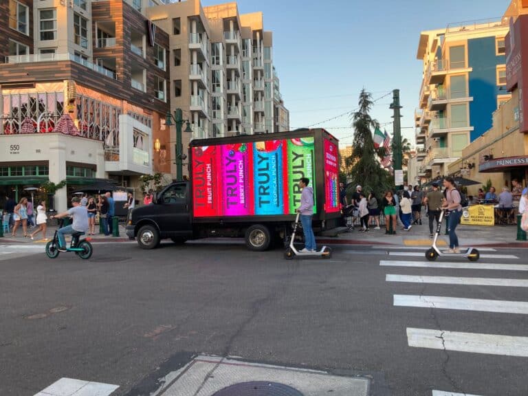mobile truck advertising, led digital billboard truck
