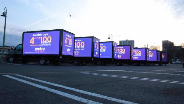 mobile truck advertising