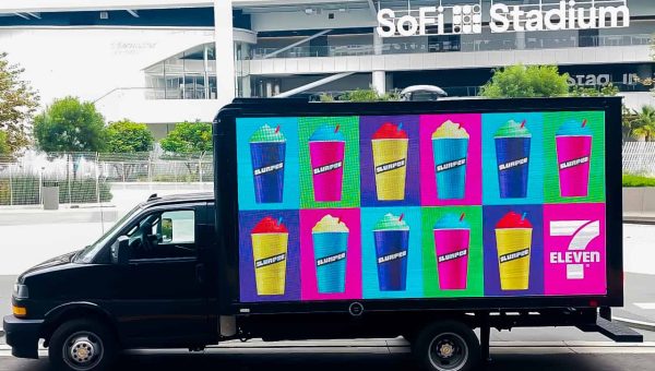 Mobile Digital Billboard Advertising Truck